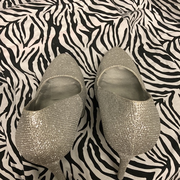 Silver Glitter Platform High Heels Size 8 - Picture 10 of 11